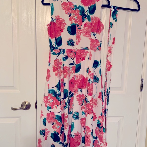 Calvin Klein Dress with pink hydrangeas print - Picture 5 of 10